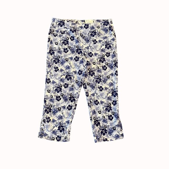 Westbound Pull On Capri Pants Size 16 Mid Rise Blue White Floral Tummy Control - Picture 15 of 16